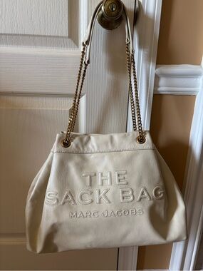 Marc Jacobs Cream Leather 'The Sack Bag' Shoulder Bag with Gold Chains